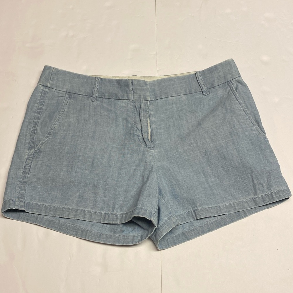J Crew 100% Cotton Chambray Light Blue woven Shorts Lightweight Size 4 Pockets